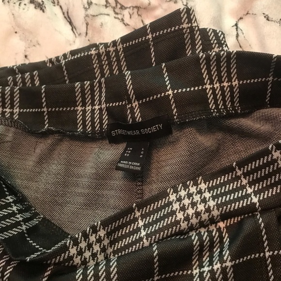 Urban planet plaid skort - Picture 3 of 3